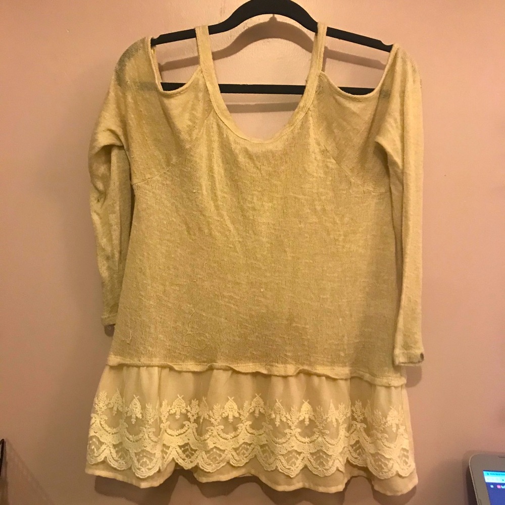 White off the shoulder tunic-top.